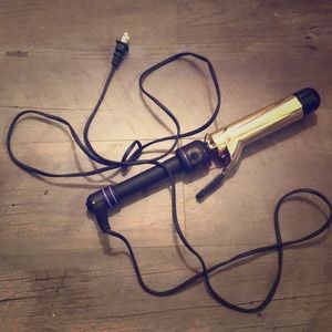 Hot Tolls 1.5 inch barrel Curling iron